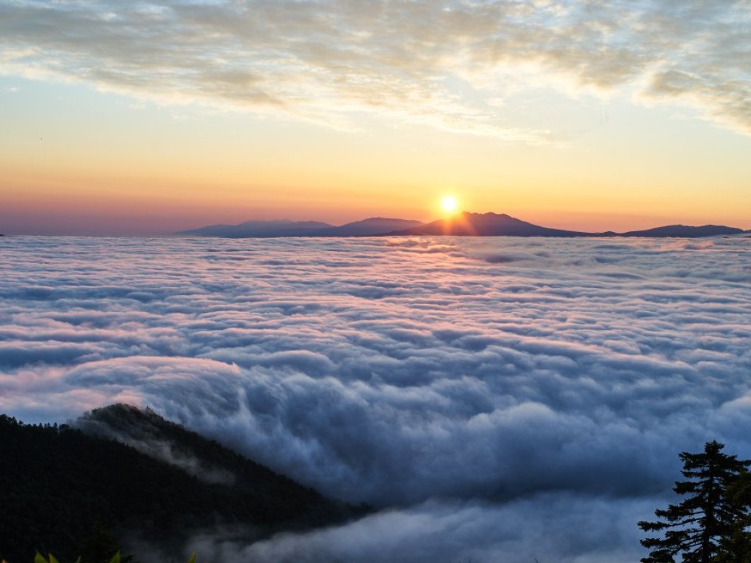 Sea of clouds at Lake Kussharo in summer